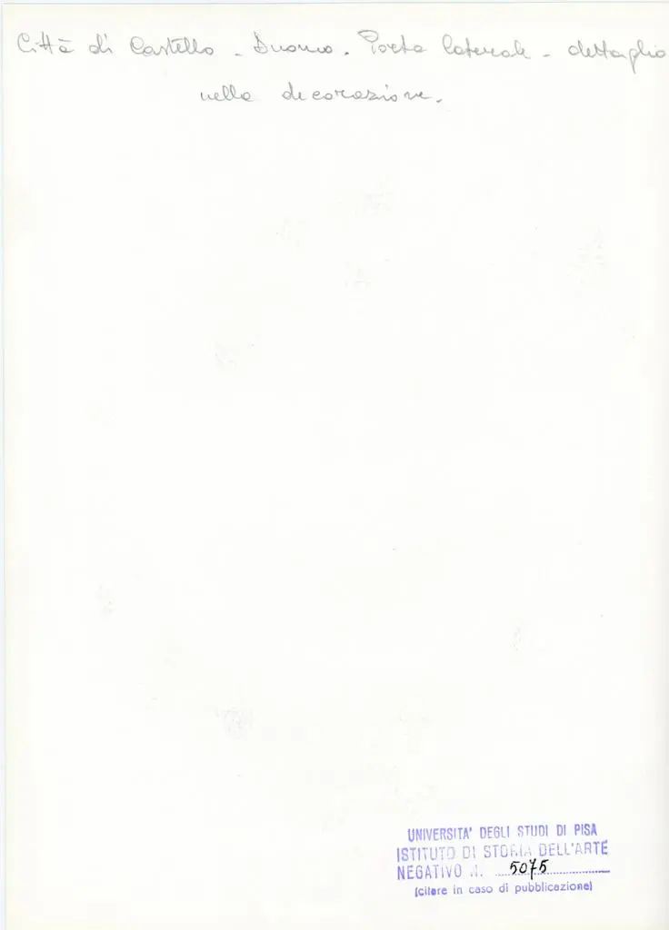 Universit&agrave; di Pisa. Dipartimento di Storia delle Arti , Citt&agrave; di Castello - Duomo - Porta laterale - dettaglio nella decorazione.