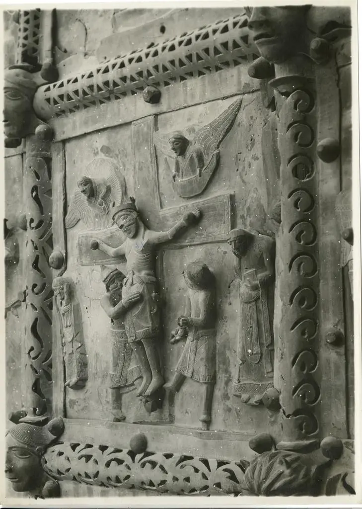 Anonimo sec. IX , Crocifissione di Cristo con i dolenti, Angeli