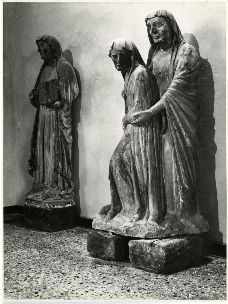 Anonimo , Maestro di S. Anastasia - sec. XIV - Santa Marta; Maria Maddalena; Santa Maria di Cleofa