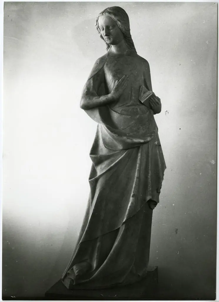 Anonimo , Maestro mosano di Carrara - sec. XIV - Maria Vergine annunciata