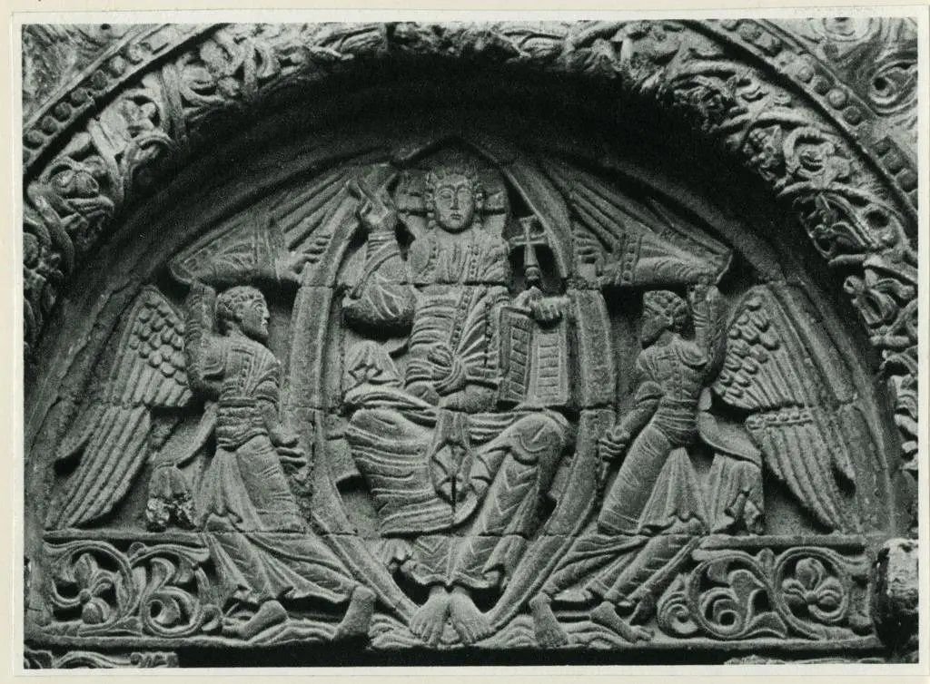 Anonimo , 15a. Christ supported by angels. From the tympanum of the Prior's door, Ely Cathedral. English, about 1140. Stone