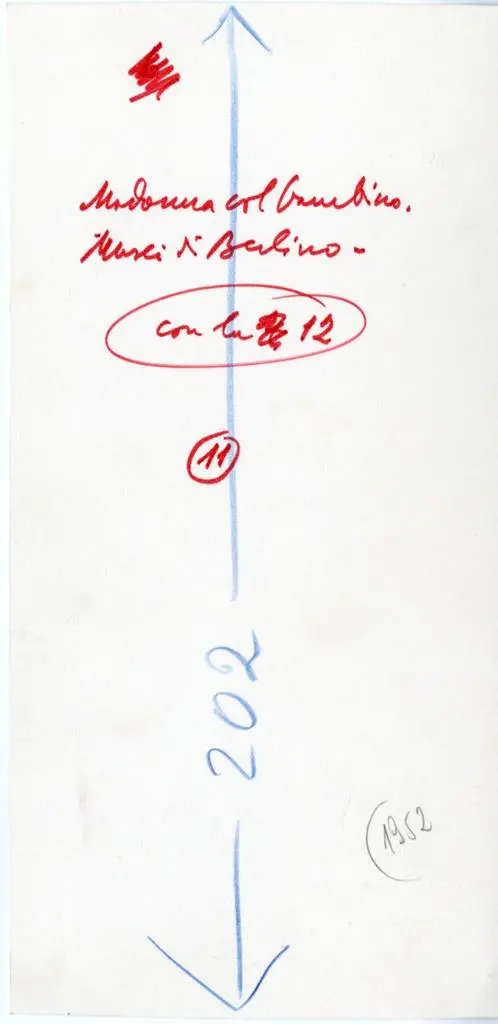 Anonimo , Maestro mosano di Carrara: Madonna col Bambino, da Pisa; Berlino, Musei