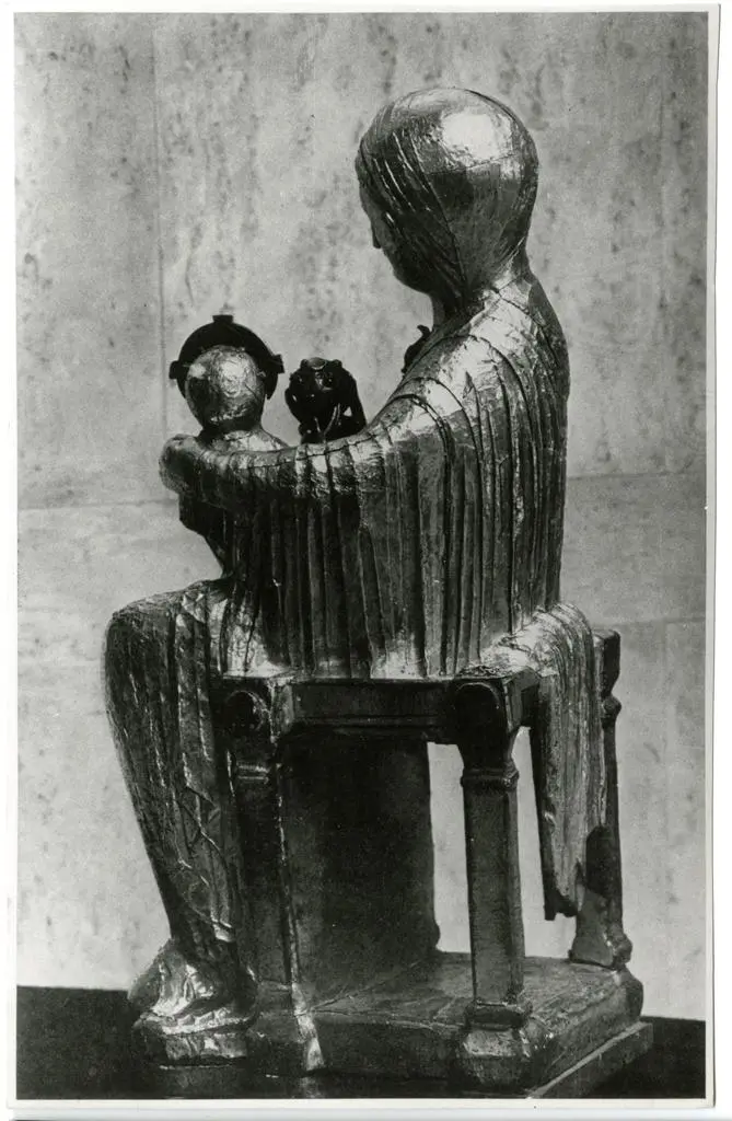 Anonimo , Madonna in oro, smalti e pietre preziose (Essen o Mainz, sec. X). Essen, Duomo.