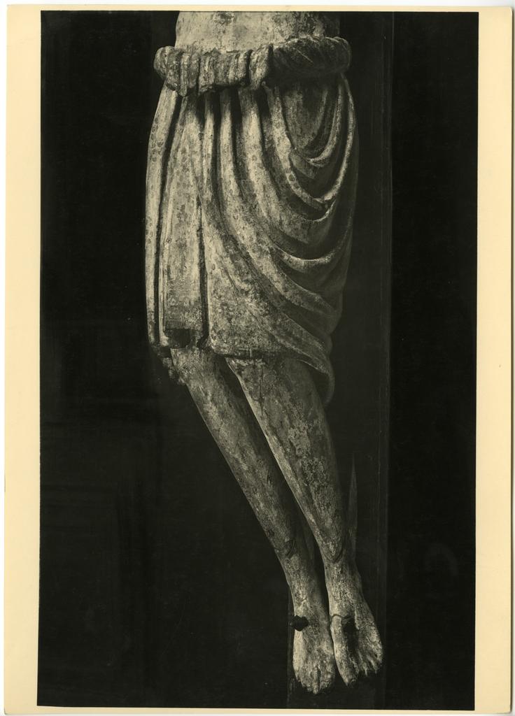 Anonimo , Anonimo giottesco - sec. XIV - Cristo crocifisso, particolare delle gambe