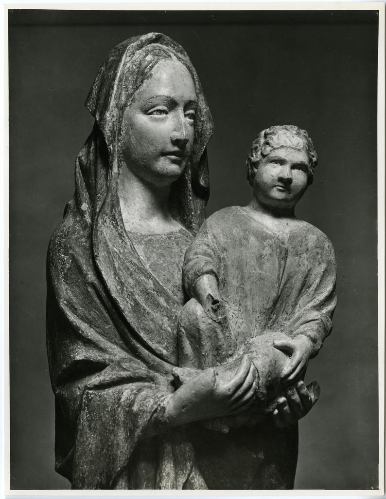 Anonimo , Anonimo toscano - sec. XIV/ XV - Madonna con Bambino. Particolare del busto