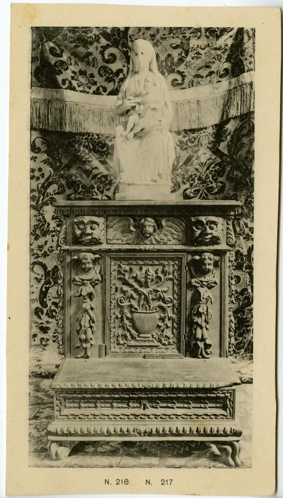 Anonimo , Anonimo toscano - sec. XIII/ XIV - Madonna con Bambino