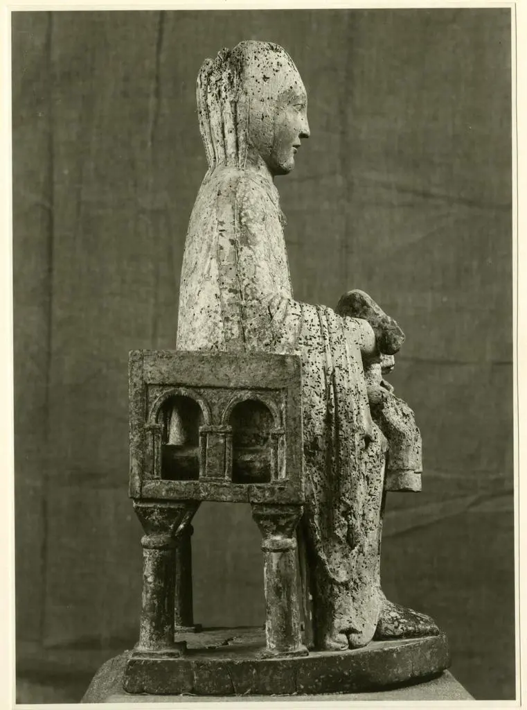 Anonimo , Anonimo - sec. XIII - Madonna con Bambino in trono