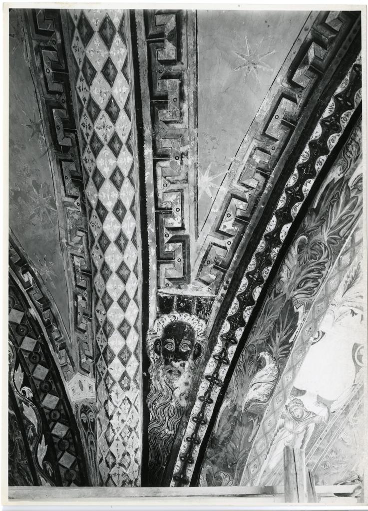Istituto Centrale per il Catalogo e la Documentazione: Fototeca Nazionale , Assisi - Basilica di S. Francesco (ch. sup.) - transetto di destra