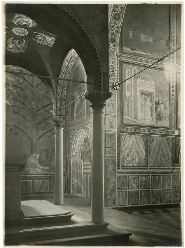 Anonimo , Provincia del Friuli - Sesto al Reghena - Part. interno del Duomo