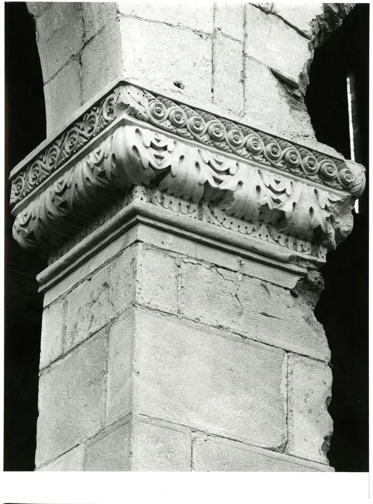 Universit&agrave; di Pisa. Dipartimento di Storia delle Arti , Pisa - San Michele degli Scalzi - capitello
