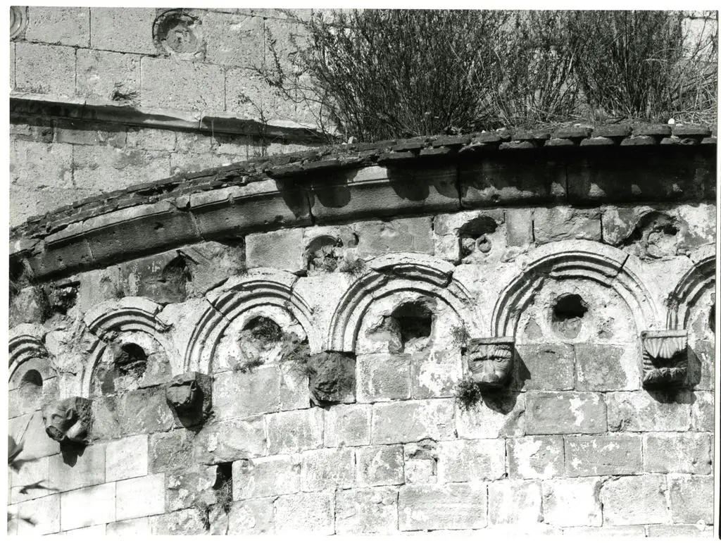 Universit&agrave; di Pisa. Dipartimento di Storia delle Arti , Pisa - San Michele degli Scalzi - part. coronamento absidale