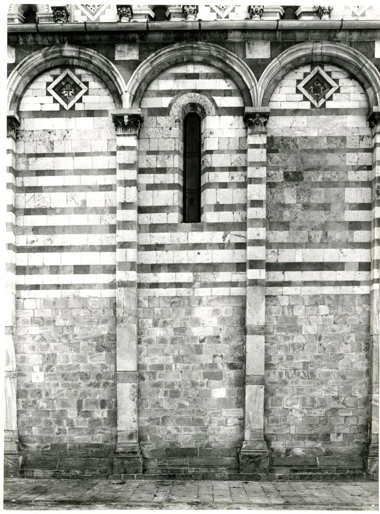 Universit&agrave; di Pisa. Dipartimento di Storia delle Arti , Pisa - San Paolo a Ripa d'Arno - part. fianco sinistro