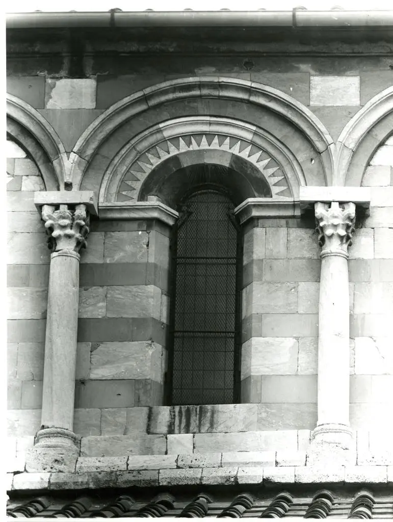 Universit&agrave; di Pisa. Dipartimento di Storia delle Arti , Pisa - San Paolo a Ripa d'Arno - part. fianco sinistro