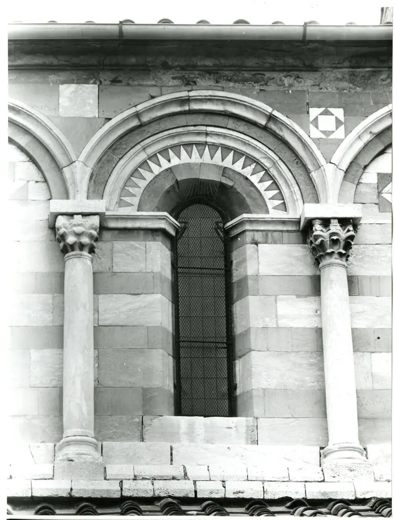 Universit&agrave; di Pisa. Dipartimento di Storia delle Arti , Pisa - San Paolo a Ripa d'Arno - part. fianco sinistro