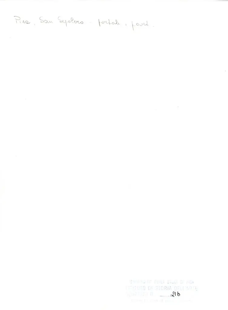 Universit&agrave; di Pisa. Dipartimento di Storia delle Arti , Pisa, San Sepolcro - portale, part.