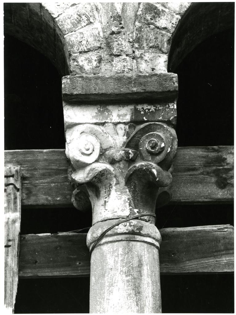 Università di Pisa. Dipartimento di Storia delle Arti , Pisa - Sant'Agata - capitello