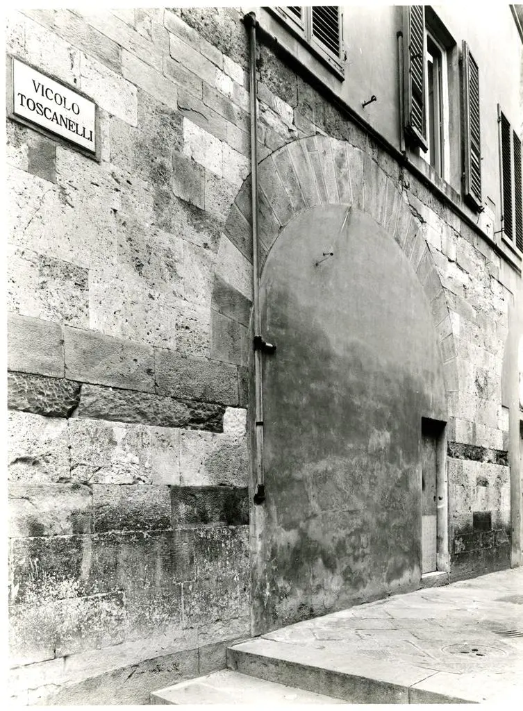 Universit&agrave; di Pisa. Dipartimento di Storia delle Arti , Pisa - Vicolo Toscanelli (?)