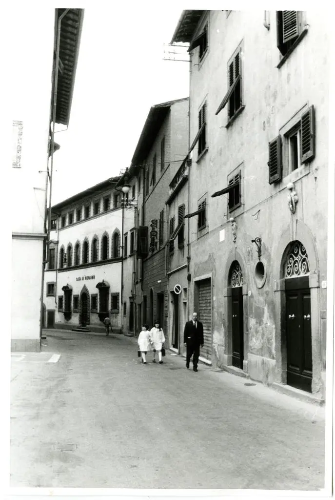 Anonimo , Anonimo - sec. XVI - Veduta di via IV Novembre con Palazzo Formichini