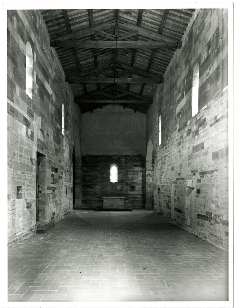 Anonimo , S. Mamiliano - Veduta interna verso la tribuna