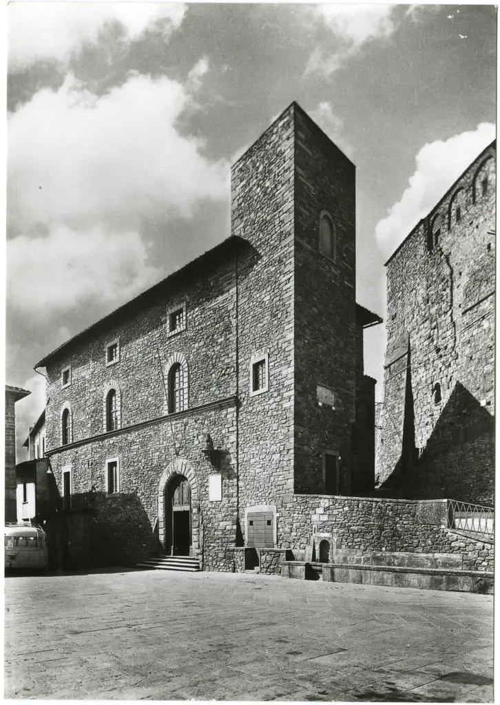 Omniafoto Torino , Castiglion Fiorentino - Palazzo Comunale