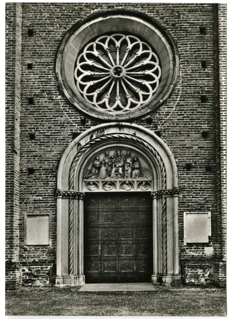 Anonimo , Castiglione Olona (Varese) - Insigne Collegiata (sec. XIV) - Il portale