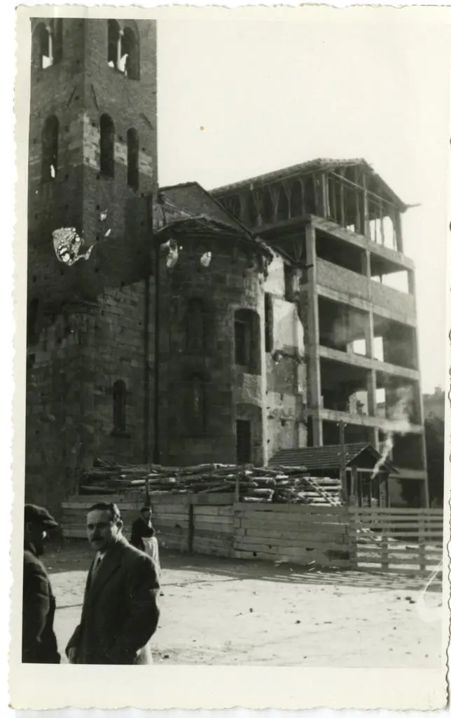 Anonimo , Anonimo - sec. XII/ XIII - lavori di ricostruzione di una chiesa