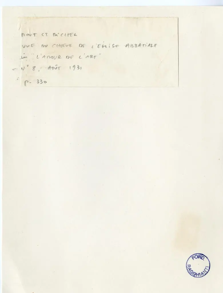 Anonimo , Le Mont-Saint-Michel - Vue du Choeur de l'&Eacute;glise Abbatiale in "L'Amour de l'Art" n. 8 ao&ucirc;t 1931 p. 330