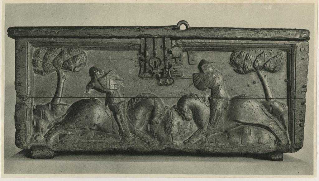 Anonimo , Oak Coffer. Carved in front with two knights tilting. French; 14th century. H. 17 1/4in., L. 3ft. 2 1/2in., D. 15 1/4in. (44x99x39 cm.)
