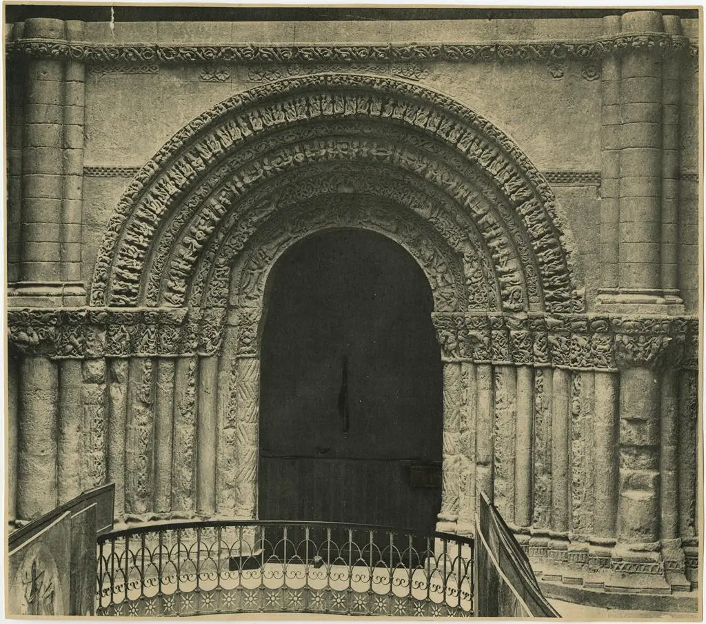 Anonimo , Saintes, Ste Marie des Dames, facc. occidentale