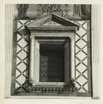 Anonimo sec. XIII , Leone stiloforo, Finta cornice architettonica con motivi decorativi