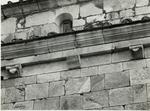 Università di Pisa. Dipartimento di Storia delle Arti , Lucca (dintorni). Pieve Vecchia di S. Maria del Giudice: part. mensole fianco nord