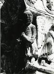 Colombo C. ; Gasperini M. , Capitello alla destra del portale principale del Duomo di Carrara con episodi della vita di Abramo, particolare dell'Alleanza tra Dio e Abramo