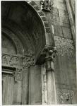 Anonimo , 41) Piacenza - Duomo. Il capitello di destra del protiro minore sinistro nella facciata del Duomo: tardo XII- XIII inizi.