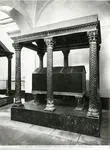 Alinari, Fratelli , Palermo - Cattedrale, interno. Sepolcro del Re Ruggero. (1154).
