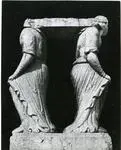 Croci, Felice , Verona - Museo Lapidario - Cariatidi viste di fronte