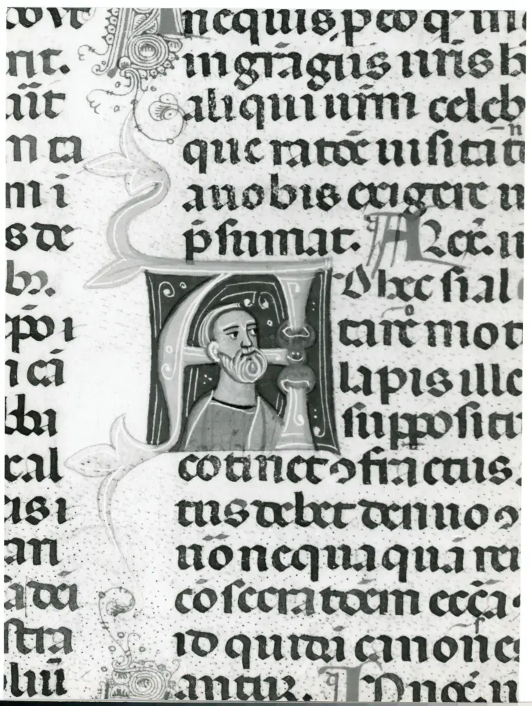 Anonimo italiano sec. XIII/XIV , Iniziale A, Iniziale abitata, Ritratto di uomo con la barba, Motivi decorativi fitomorfi