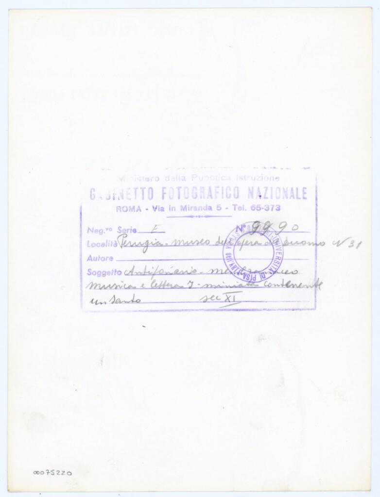 Istituto Centrale per il Catalogo e la Documentazione: Fototeca Nazionale , Perugia - Museo dell'opera del Duomo N 31 - Antifonario - membranaceo - Musica e lettera I - miniata contenente un santo - sec XI , retro