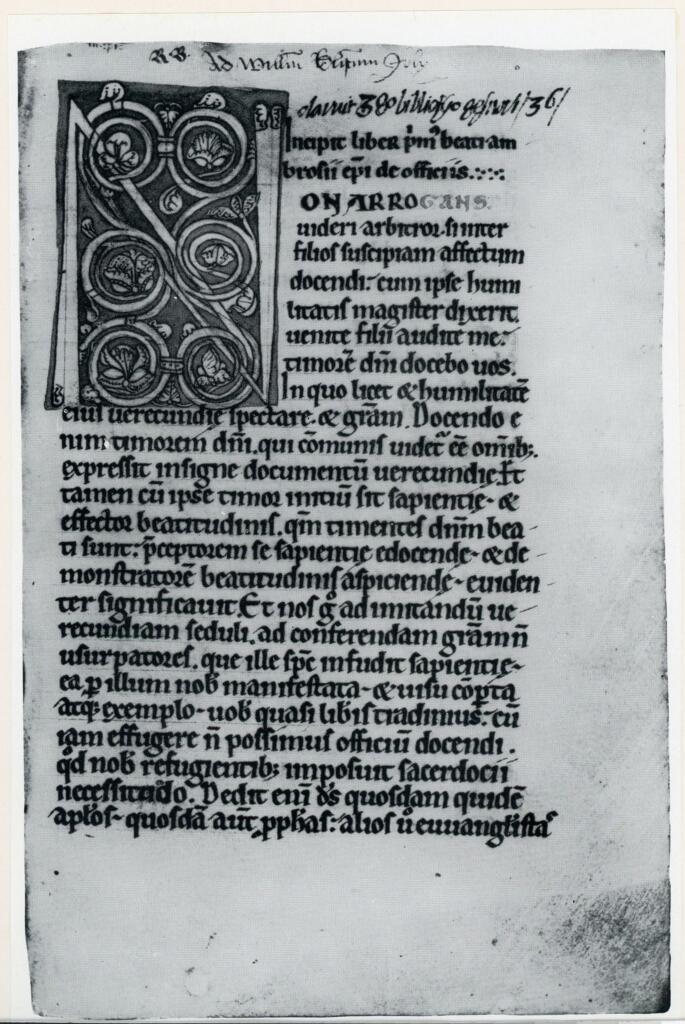 Anonimo , Anonimo - sec. XII, seconda metà - manoscritto di scuola inglese, Sant'Ambrogio, De officiis, incipit libro primo, iniziale N(on) , fronte