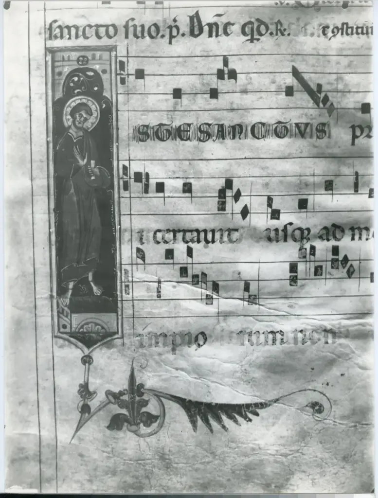 Gabinetto Fotografico della Soprintendenza Speciale per il Patrimonio Storico, Artistico ed Etnoantropologico e per il Polo Museale della città di Firenze , Arezzo. Chiesa di S. Maria delle Pieve - sec. XIV - Antifonario C , fronte