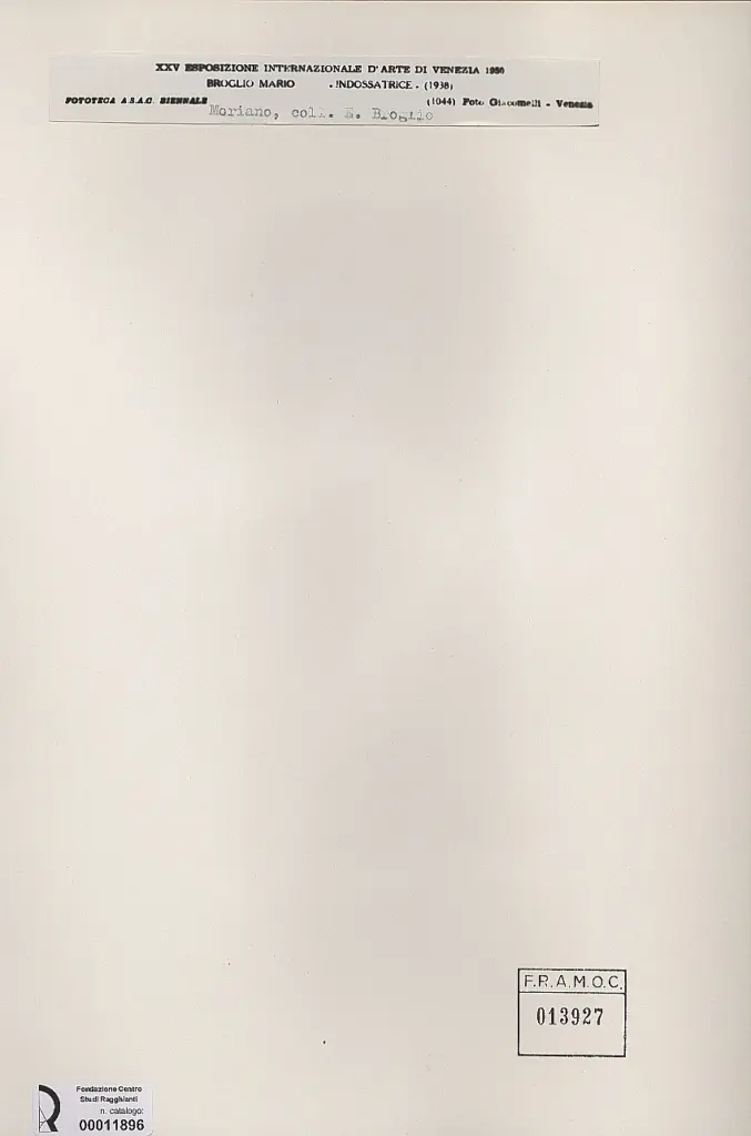 Giacomelli , Broglio, Mario - sec. XX - Indossatrice , retro