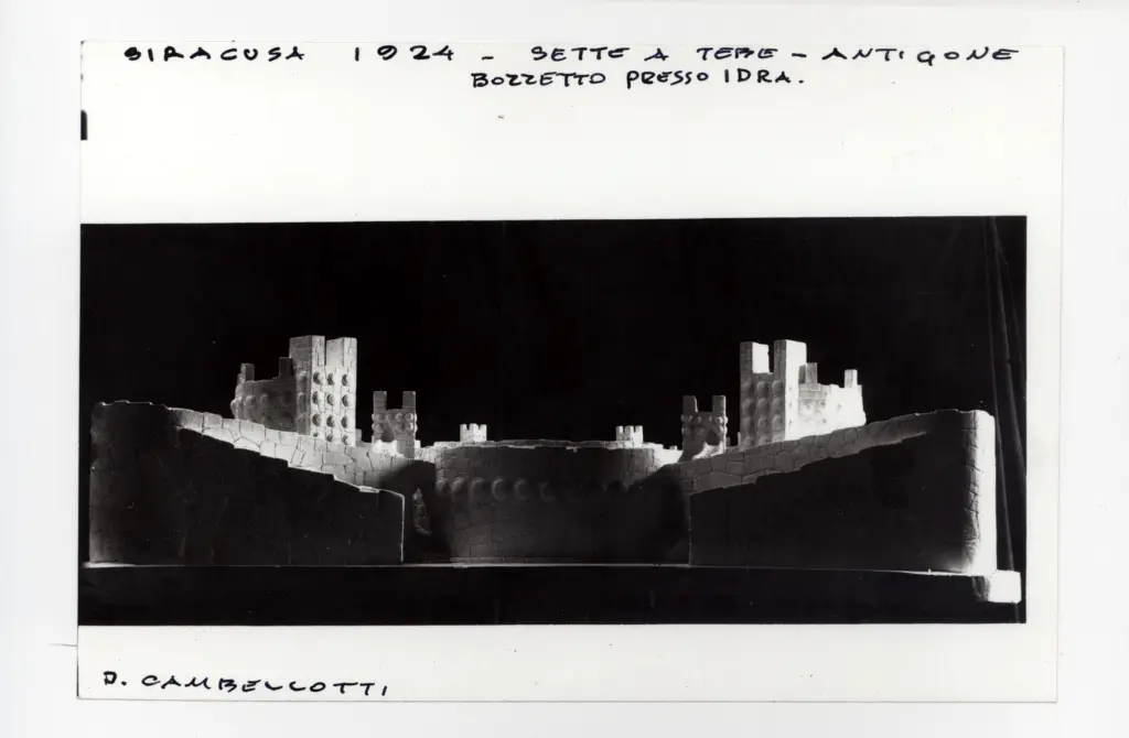 Anonimo , Cambellotti, Duilio - sec. XX - Antigone - "Sette a Tebe" , fronte