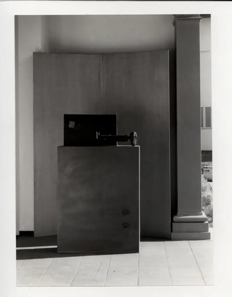 Anonimo , Canuti, Nado - sec. XX - Studio per orizzontale su parete , fronte