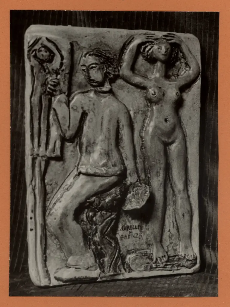 Girelli, Maria , Scultura con figure umane