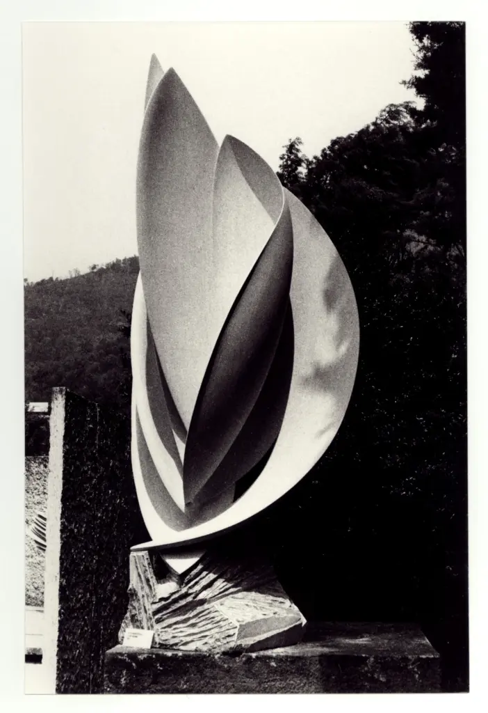 Guadagnucci, Gigi , Volo all'alba -