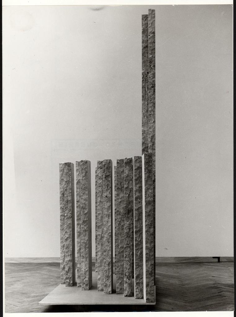 Anonimo , Guerrini, Lorenzo - sec. XX - Scultura IX , fronte