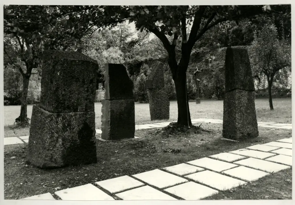 Anonimo , Guerrini, Lorenzo - sec. XX - Le 4 sculture , fronte