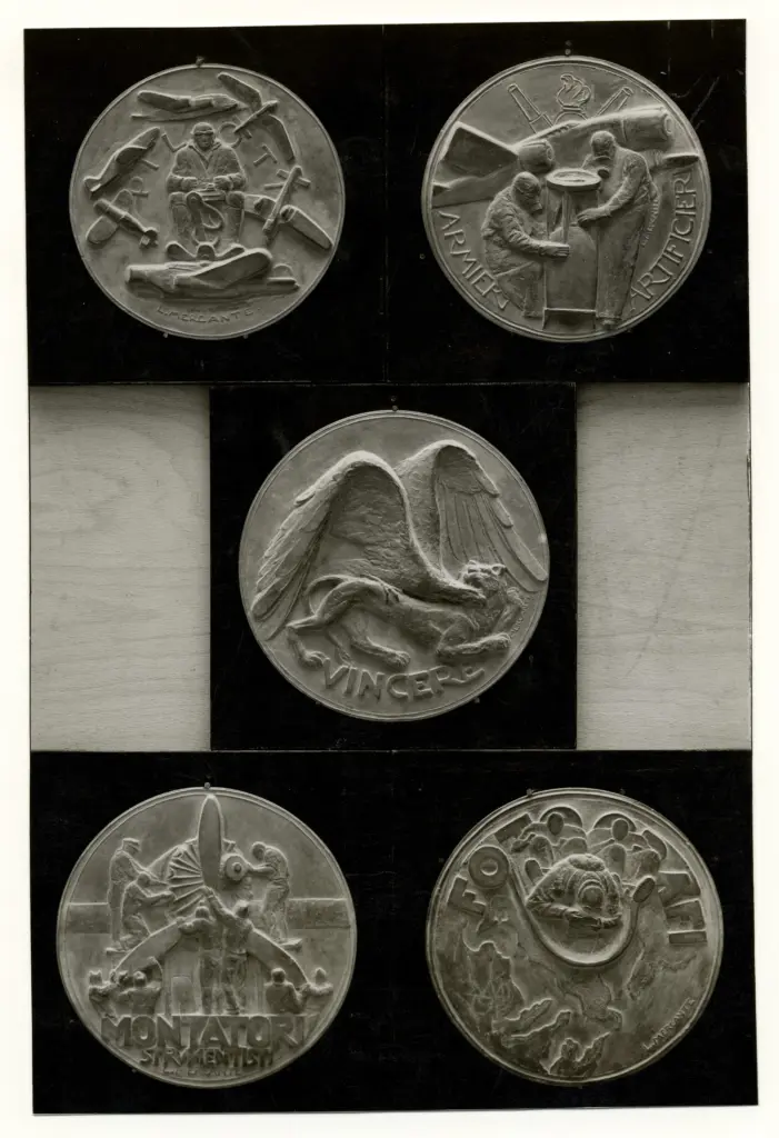 Mercante, Luciano , Medaglie esaltanti le varie specialit&agrave; dell'aviazione