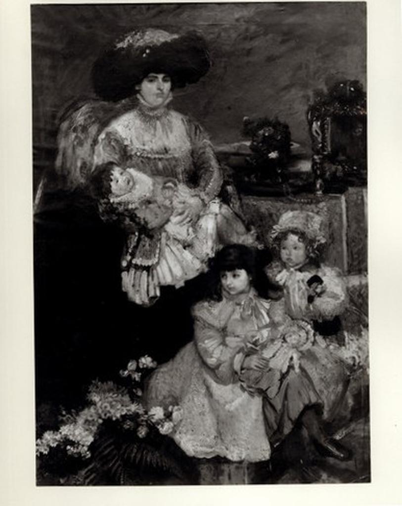 Anonimo , Spadini, Armando - sec. XX - Ritratto della famiglia del pittore De Carolis , fronte
