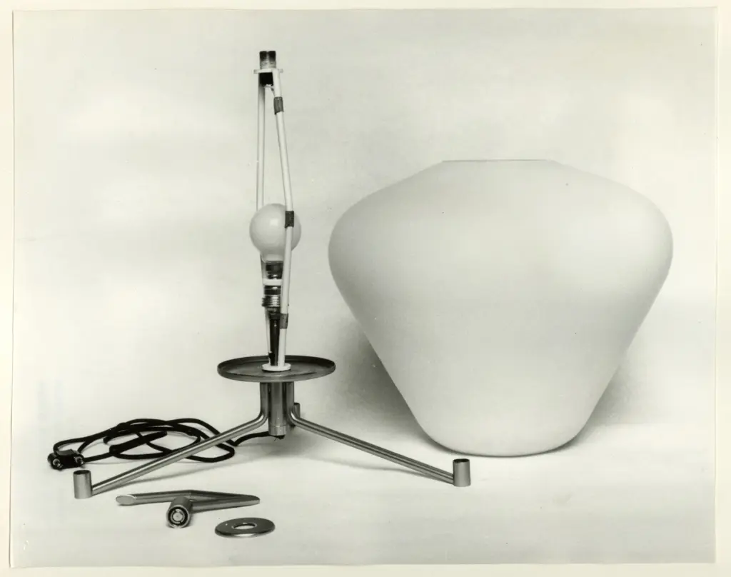 Cameraphoto , fronte