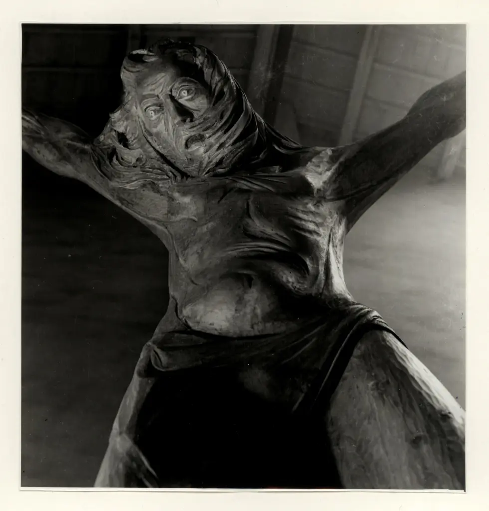 Anonimo , Vivarelli, Jorio - sec. XX - Crocifisso in legno , fronte